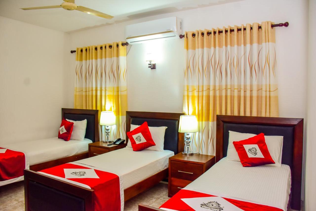 Asian Grand Hotel Negombo Exterior photo