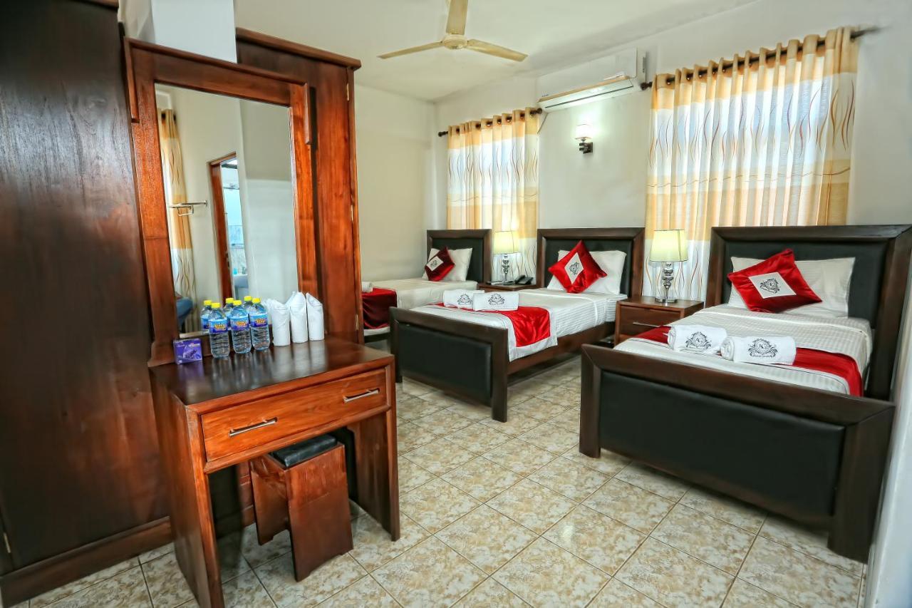 Asian Grand Hotel Negombo Exterior photo